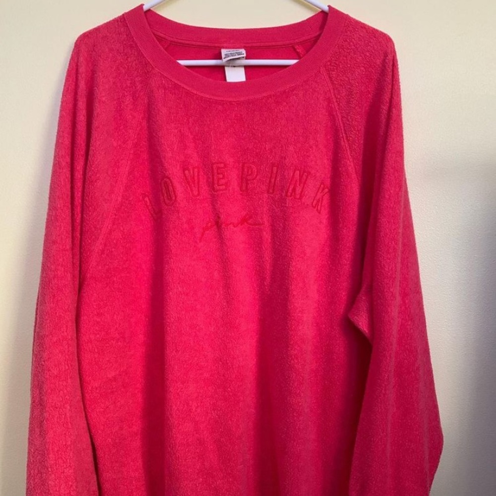 VS PINK Sweater!